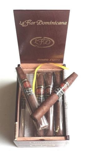 La_Flor_Dominicana_Chisel_cigar_compressed