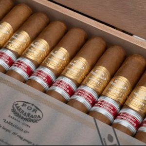 POR LARRAÑAGA CHURCHILL 47 Habanos open box
